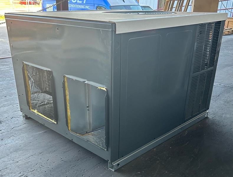 3 Ton Goodman 13.4 SEER2 80K BTU Gas Package Unit, GPGM33608041 (9634)(F)
