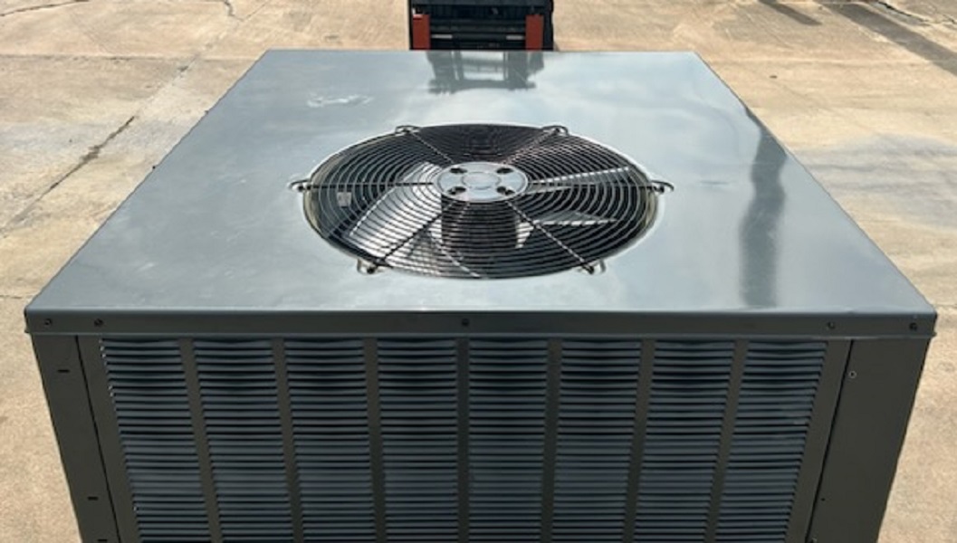 5 Ton Goodman 13.4 SEER2 100K BTU Two Stage Gas Package Unit GPGM36110041 (1954)(T)