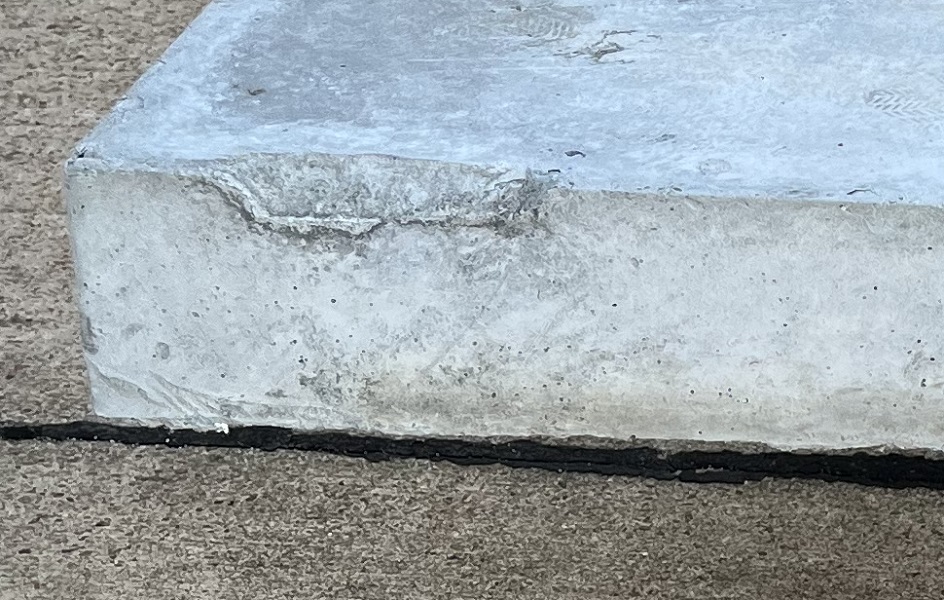 18x40 Cladlite Concrete Hurricane Mini Split Condenser Pad (T)
