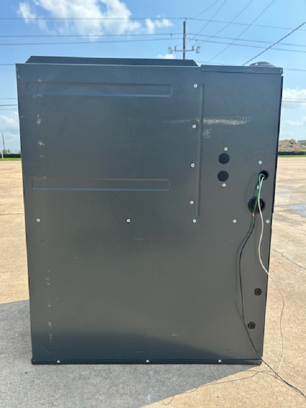 Goodman 96% Two Stage Variable Speed 80K BTU Gas Furnace, GMVC960804CN (4882)(T)