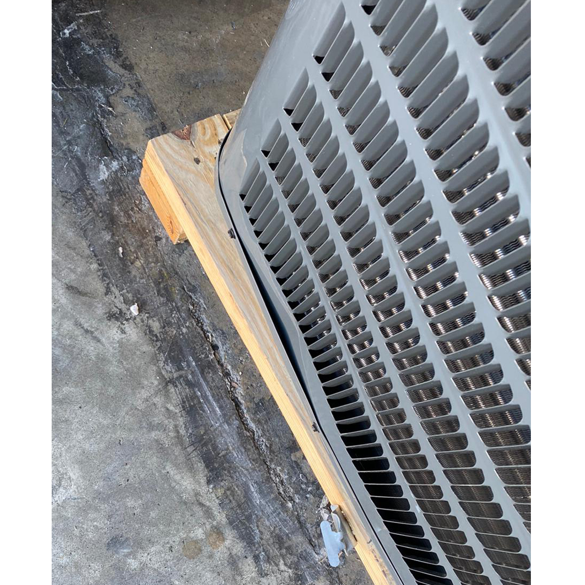 2.5 Ton Goodman 16 SEER Heat Pump System GSZ160301 (0259), AVPTC37C14 (1760) Variable Speed (T)