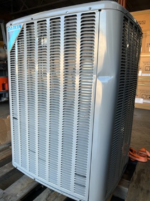 3 Ton Daikin 14 SEER Heat Pump Condenser 208/230V 3 Phase DZ14SA0363 (5532) (T)