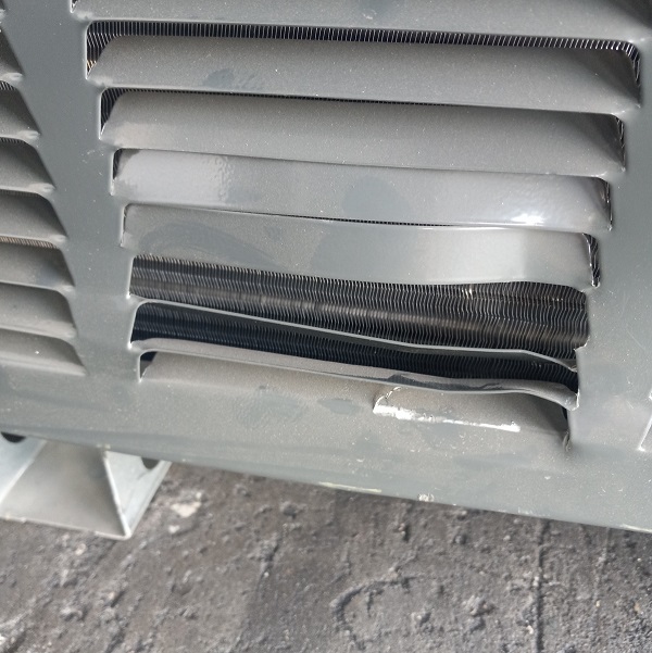 2 Ton Goodman 14 SEER Heat Pump Package Unit GPH1424H41 (1255)(F)