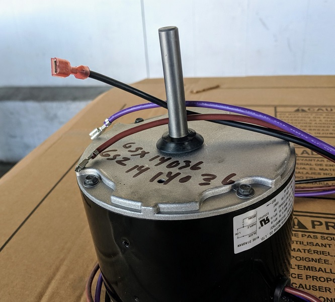 Condenser fan motor 208V (1/8 HP), 230V (1/6 HP) 810 RPM, 0131M00753