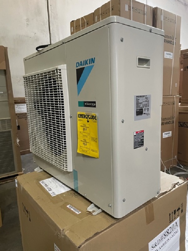 Mini Split 24,000 BTU Daikin LV Series 20 SEER Heat Pump System RXS24LVJU (0773), FTXS24LVJU (F)