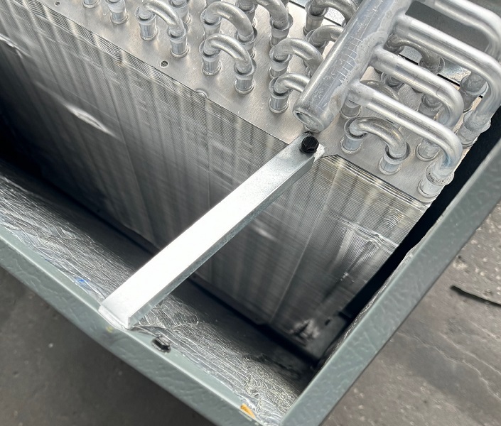 4 - 5 Ton Goodman Horizontal Cased Coil CHPF4860D6 (6684)(F)