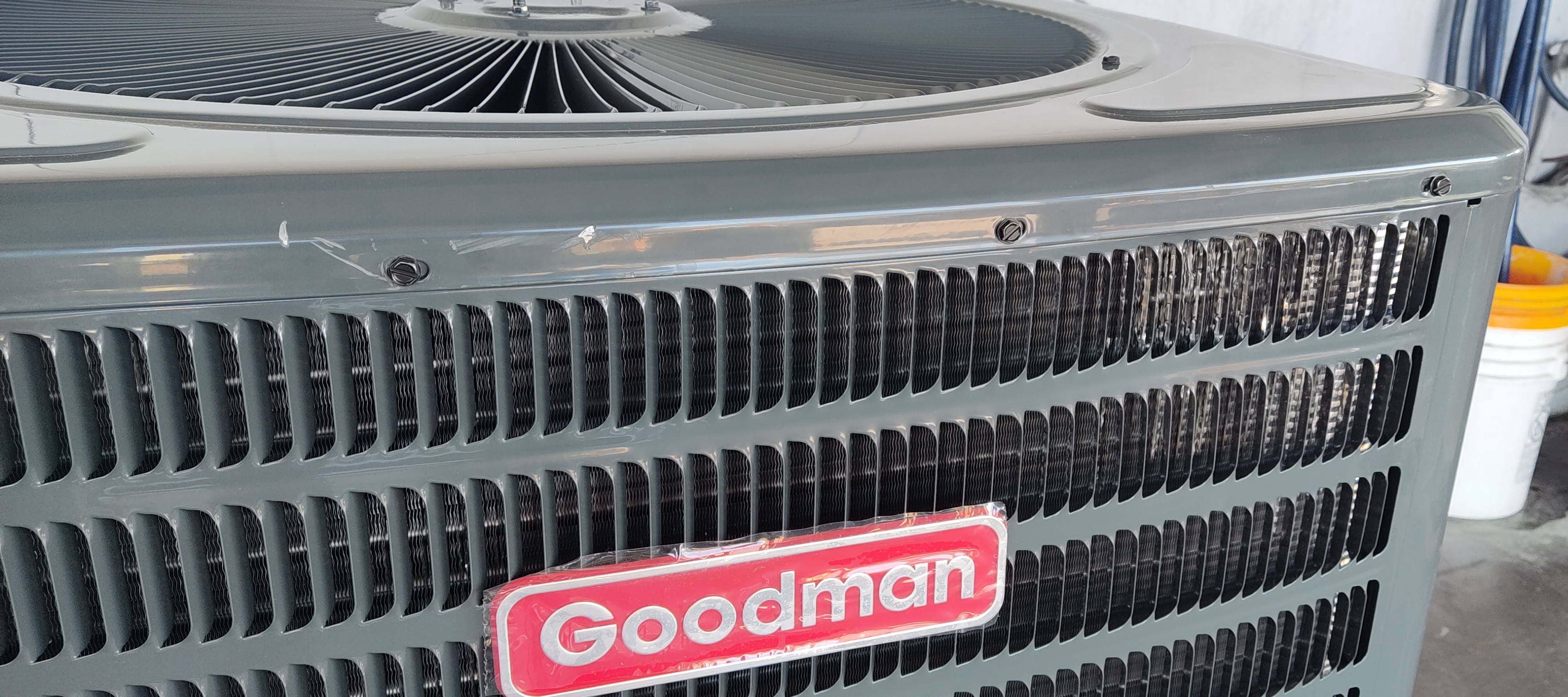 5 Ton Goodman 14 SEER Heat Pump Condenser GSZ140601 (7412)(F)