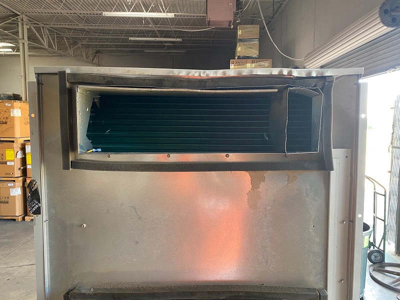 2.5 Ton Bard 11 EER Heat Pump Wall Hung 460V Three Phase Unit (Pre-Installed 5kW Heater, Economizer, Low Ambient Kit / W30HB-C05SP4XXE (0602)(T)