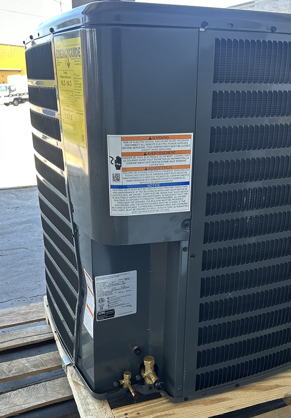 2 Ton Goodman 14.3 SEER2 Heat Pump System GSZB402410 (3214), AMST24BU1400 (F)