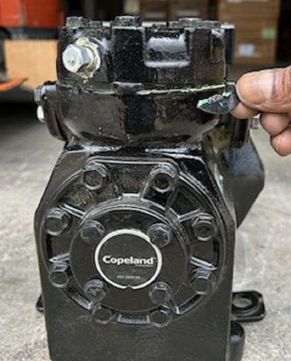 Copeland Emerson Climate 1.5 hp Air Cooled Semi-Hermetic Compressor, 208/230-1, KALB-015E-CAV-800 (802R)(T)