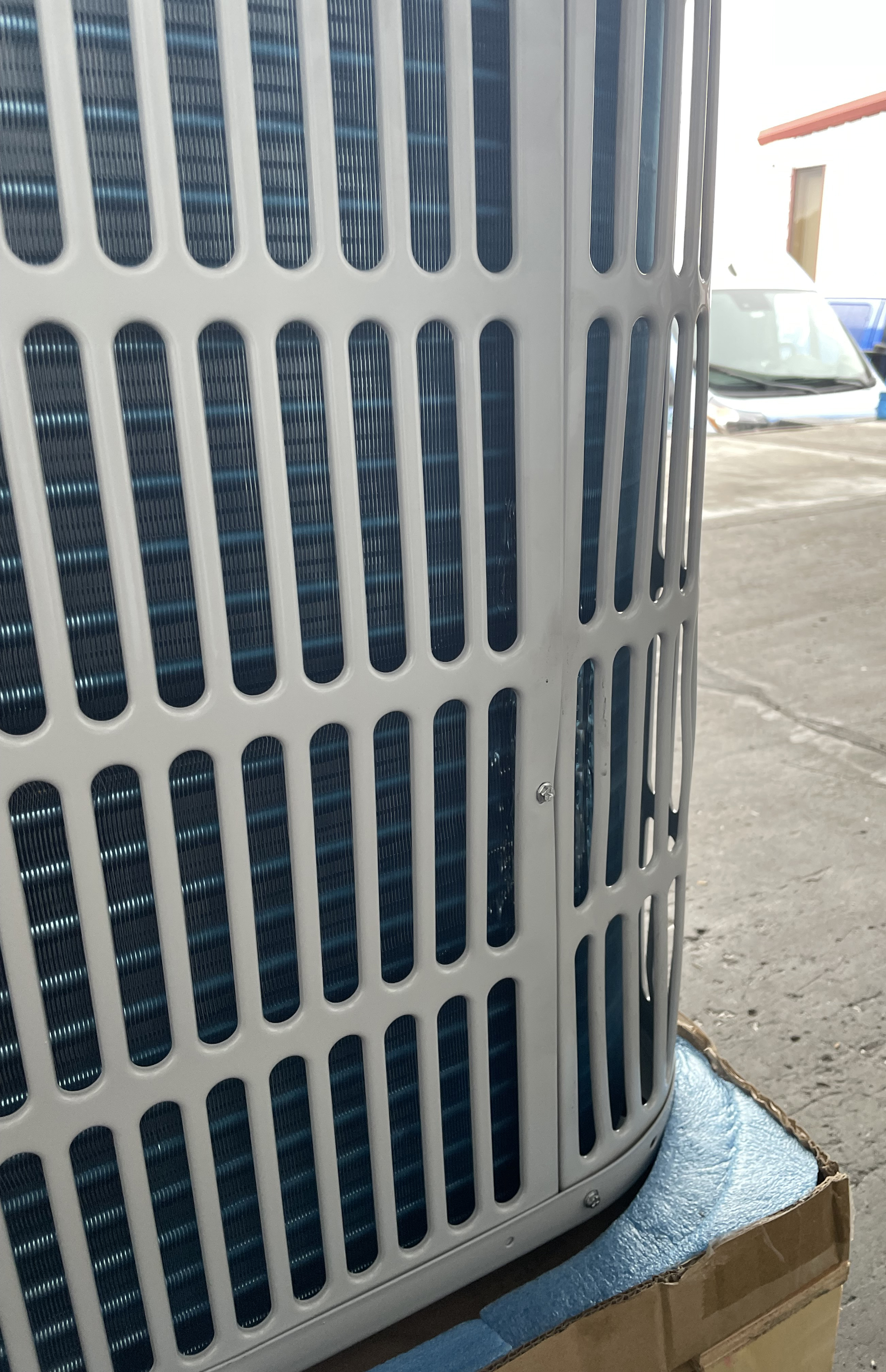 3 Ton Bosch 20 SEER Heat Pump Inverter System 2.0 Series BOVA-36HDN1-M20G(2437), BVA-36WN1-M20(2440) (F)