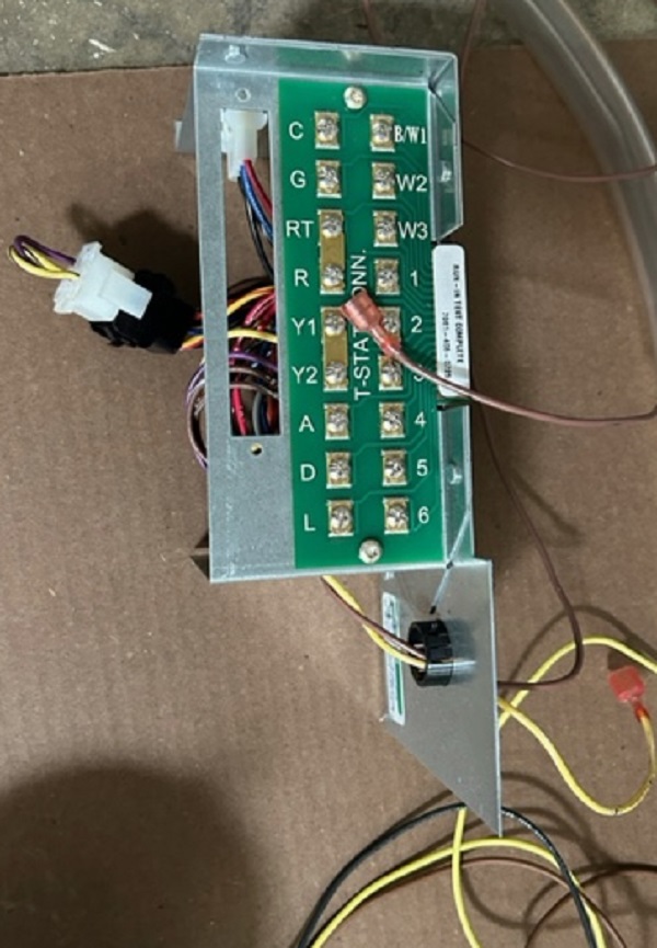 Bard Low Voltage Connector Board from W30HB-A00 (T)